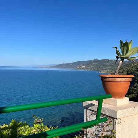 Sea House 102 Nyaraló